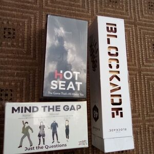 Mind the Gap Board Game - White and Black
